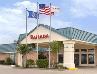 Отель Ramada By Wyndham Хаума Экстерьер фото